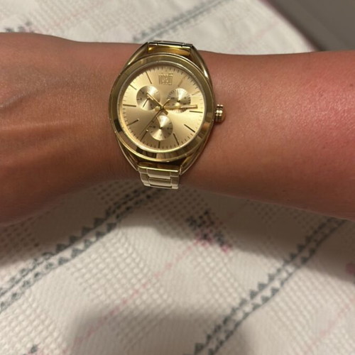 Visit women's watch like new, battery needed