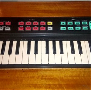 YAMAHA pss-80 mini synthesizer