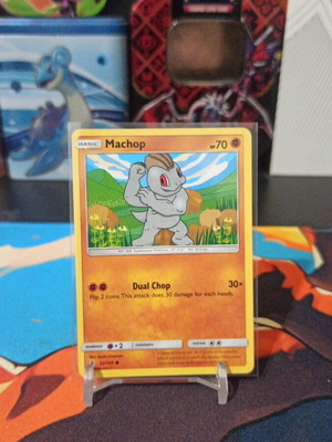 Pokémon Machop card