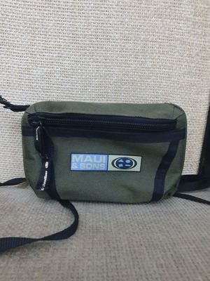 Maui & Sons small olive green waist bag
