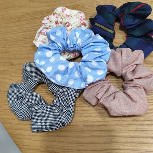 Scrunchies set of 5 made from quality cotton fabrics, multicolor
