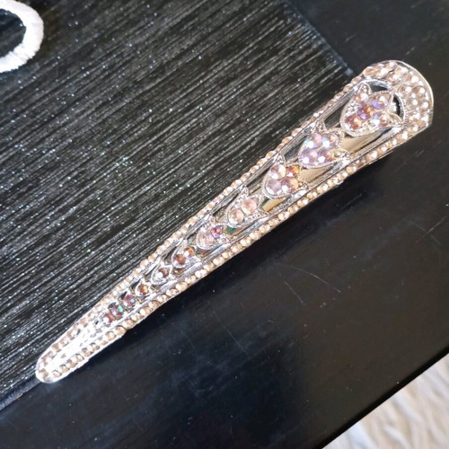Vintage hair clip with iridescent rhinestones like new