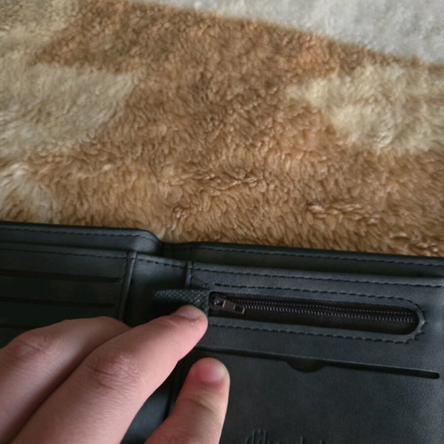 Men's wallet black like new