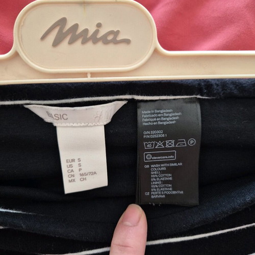 Set of two elastic mini skirts H&M like new, black and gray