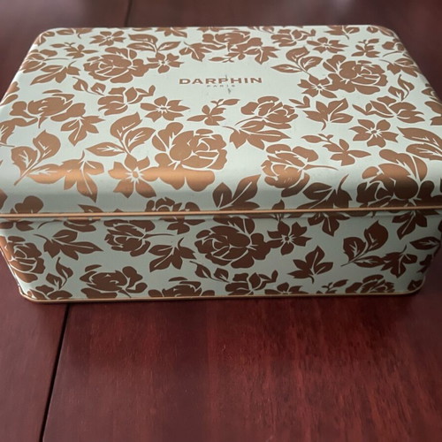 Darphin Paris metal box like new