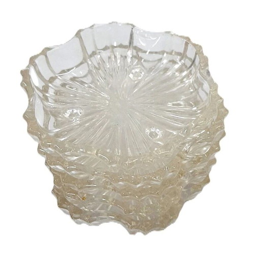 Vintage pressed glass dessert bowls set of 5 like new