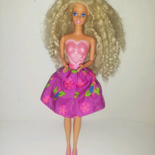 Barbie Locket Surprise 1993 doll used