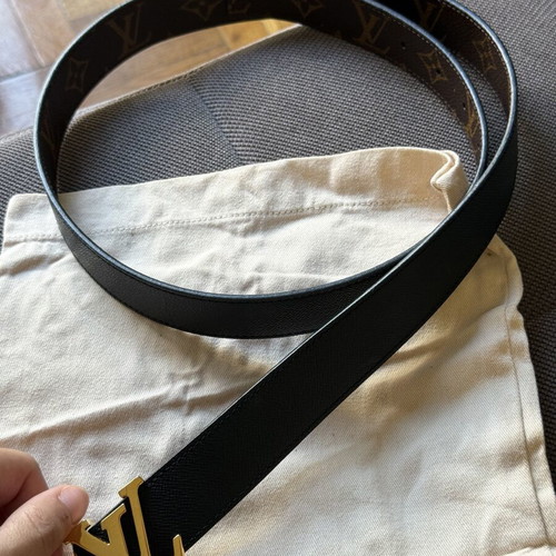 Louis Vuitton belt double combo, like new, black and beige leather