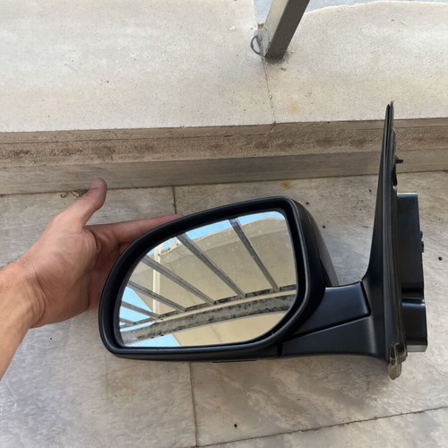 Hyundai I20 left mirror 2010 used, genuine