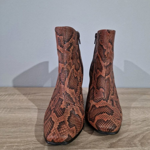 H&M ankle boots used with faux leather snake pattern, size 38