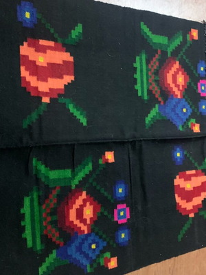 Handmade wool rug new with traditional geometric patterns