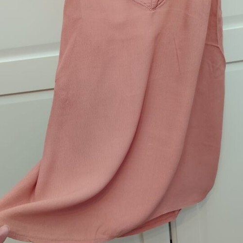 Pink top size small like new