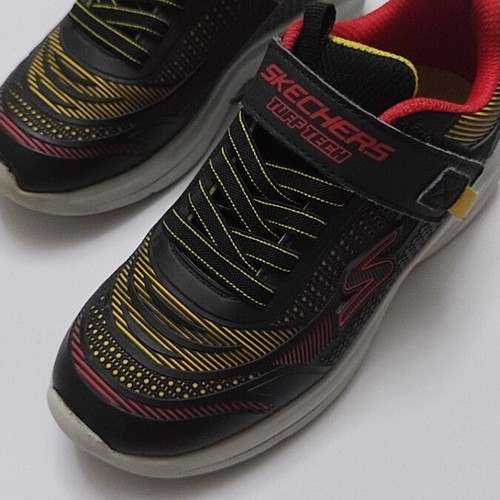 Skechers kids athletic shoes size 32 like new black and red