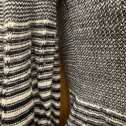 Angie knitted sweater with puff sleeve, like new, size L, black and white