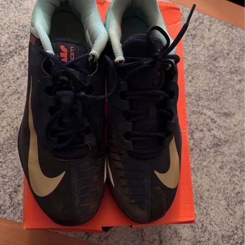 Nike Air Zoom men's sneaker like new, size 45, black and white