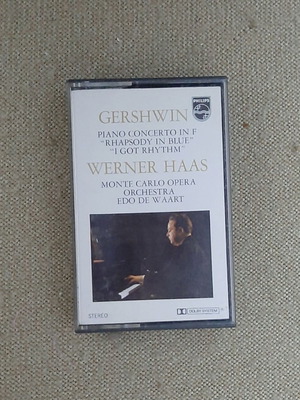 Gershwin Rhapsody in Blue and Others Tape like new, classical