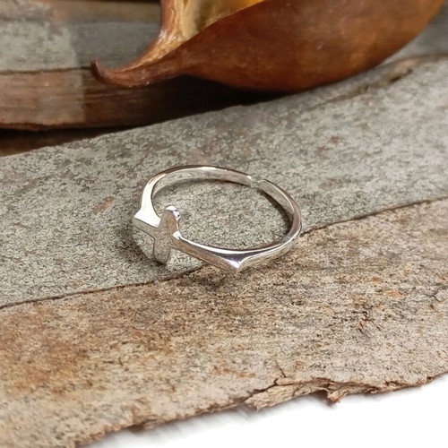 Silver ring with cross new 925 sterling silver adjustable