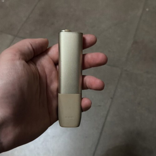 IQOS Iluma One used, Pebble Beige without charger cable