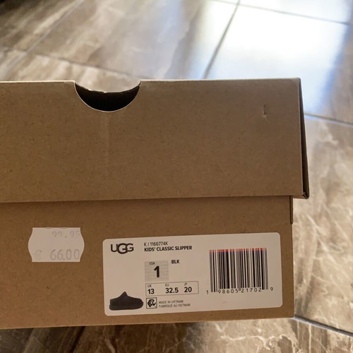 Ugg Australia low boots size 32.5 new, black