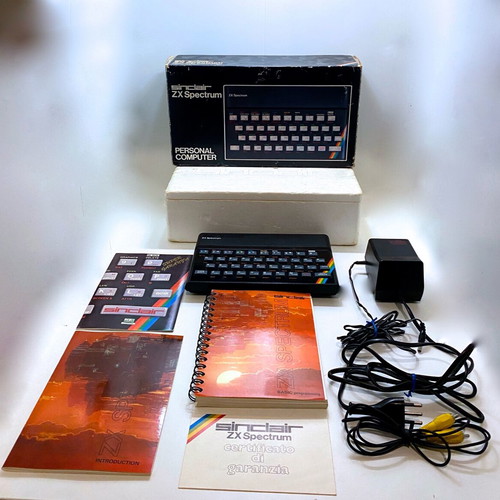 Sinclair ZX Spectrum 1982 used, complete collectible package