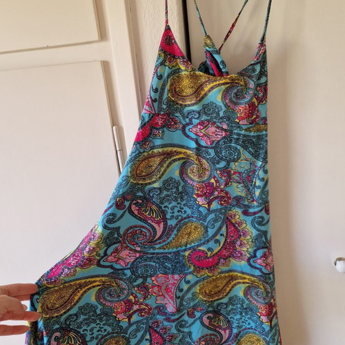 Rouge Paris dress Small, colorful paisley summer style