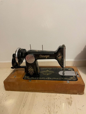 Omega sewing machine used, vintage, functional