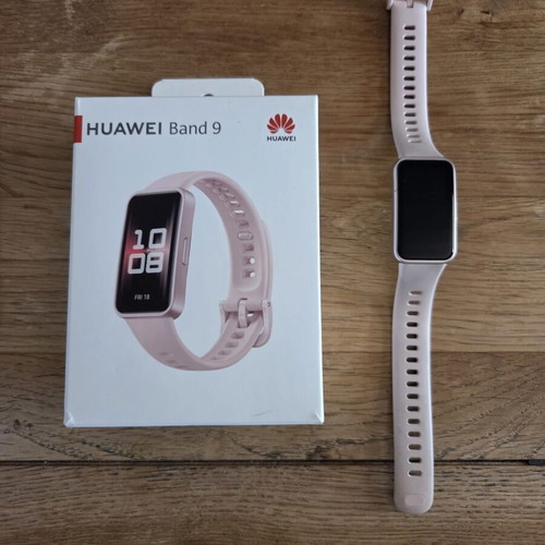 Huawei Band 9 fitness tracker, pink