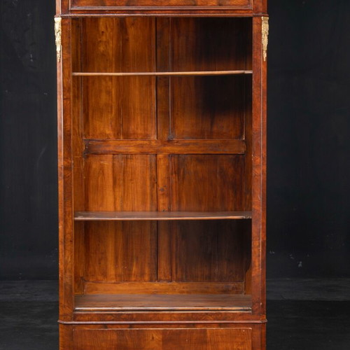 French display cabinet like new, walnut