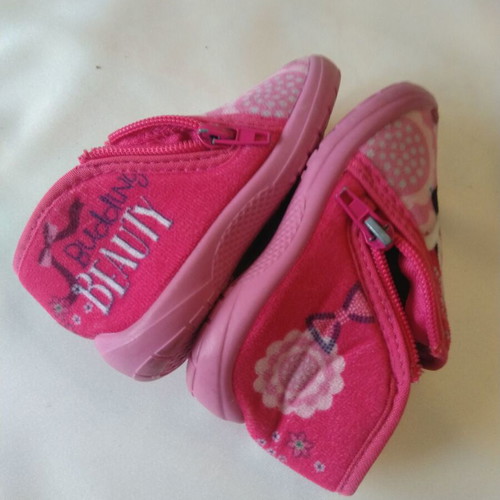 Children's slippers for little girls
