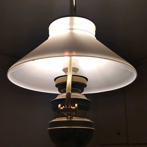 Ceiling light like new
