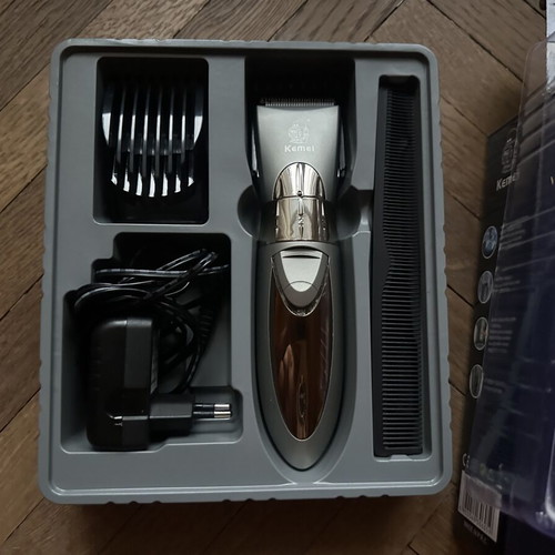Kemei hair clipper, defective, for parts or repair