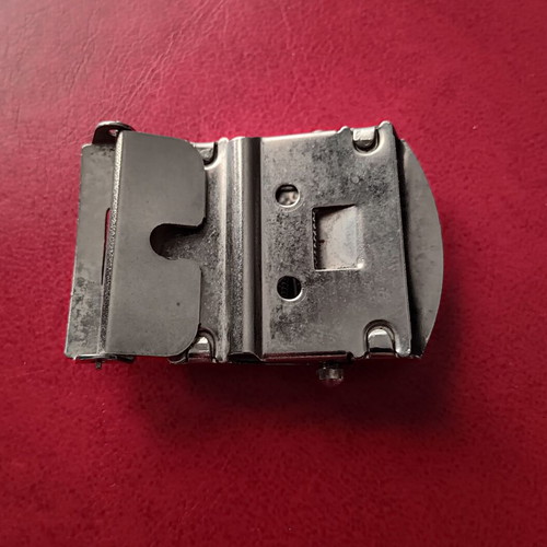 Collectible metal military belt buckle like new