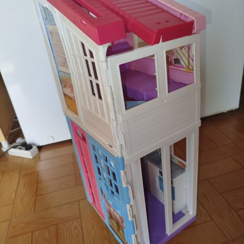 Barbie Malibu Dream House used
