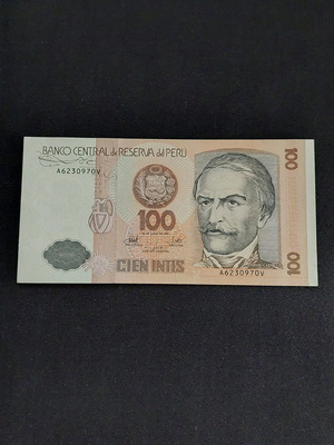 Банкнота 100 Intis 1987 от Перу нова
