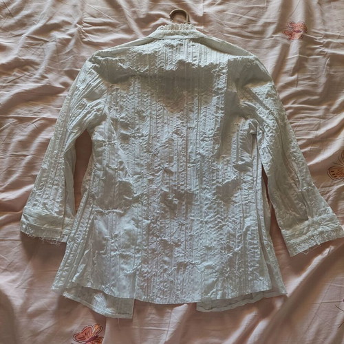 White long-sleeve Selecto shirt like new, size L