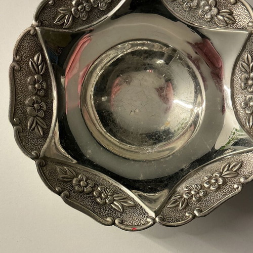 Silver-plated bowl for candies or chocolates used