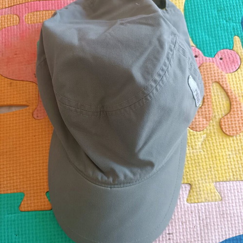 Nike hat khaki like new, size L