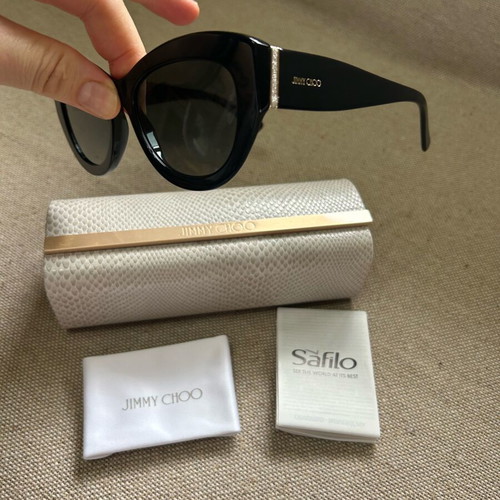 Jimmy Choo black cat-eye sunglasses like new with gold details