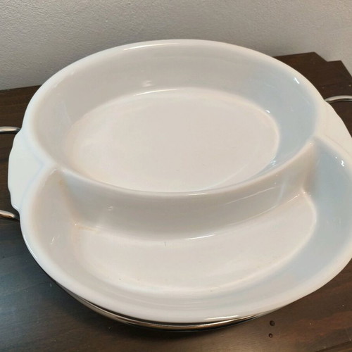Heat-resistant cookware like new with metal base
