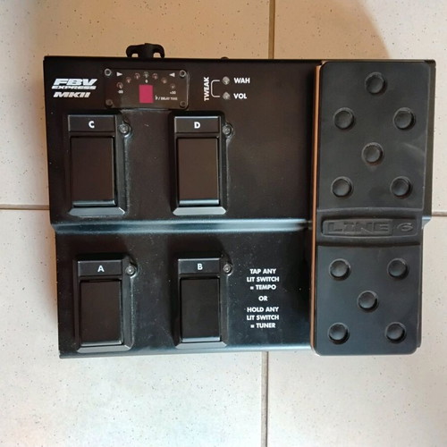 Ibanez AZES 40 like new guitar set with amplifier and pedalboard