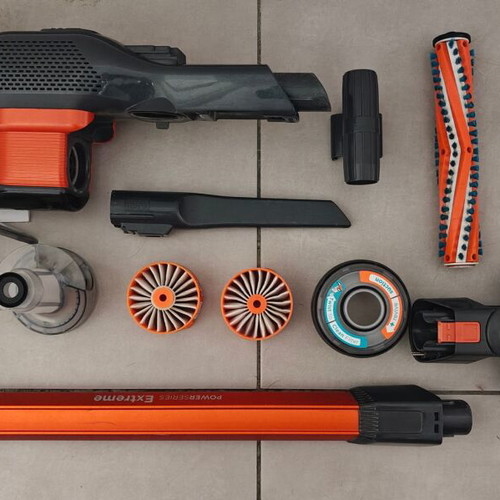 Black & Decker BHFEV182C 2-in-1 Stick & Handheld Rechargeable Vacuum used