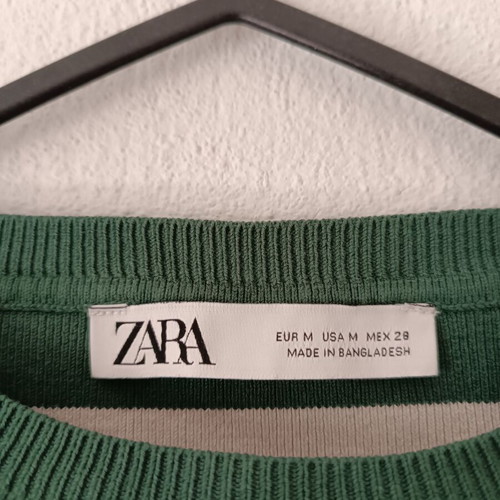 Zara striped crop sweater green and cream, like new, size M
