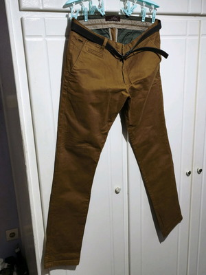 Zara pants new with belt size 40