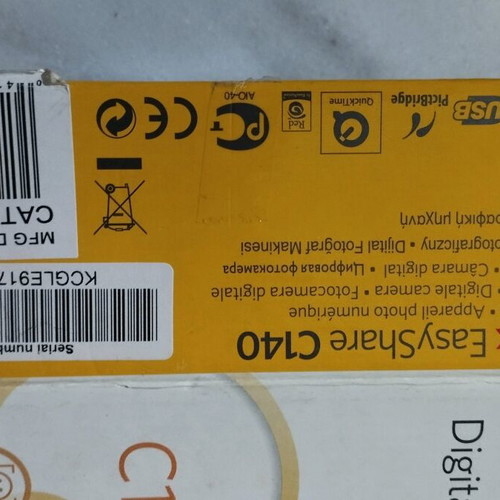 Kodak EasyShare C140 digital camera like new