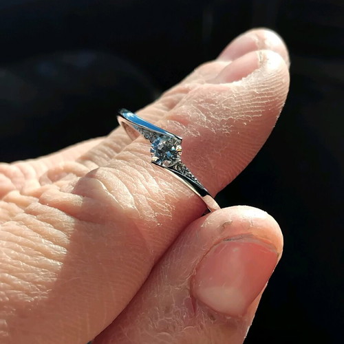 Silver Zirconia Ring Like New, Size 8