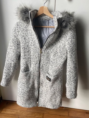 Tweed coat/jacket used, size Medium with detachable hood