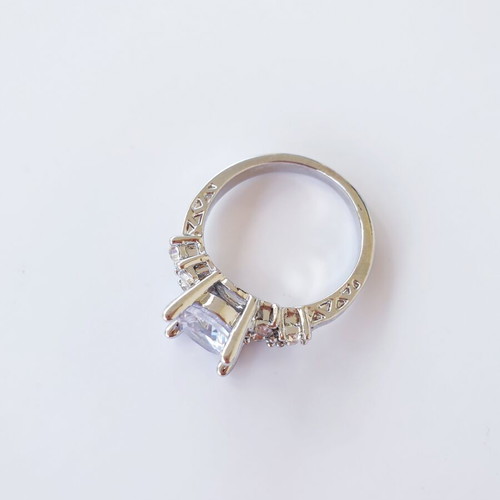 Ring stainless steel 316 with white zircon size 54 like new