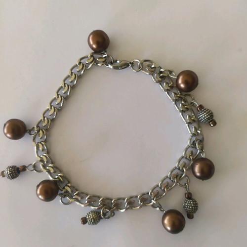 Handmade bracelet like new with 6 brown pearls and brown beads
