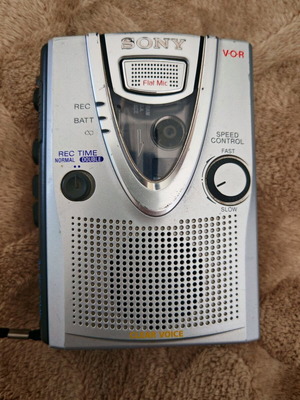 Sony cassette voice recorder TCM-400DV used, functional