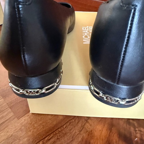 Michael Kors black ballerinas like new, size 36.5